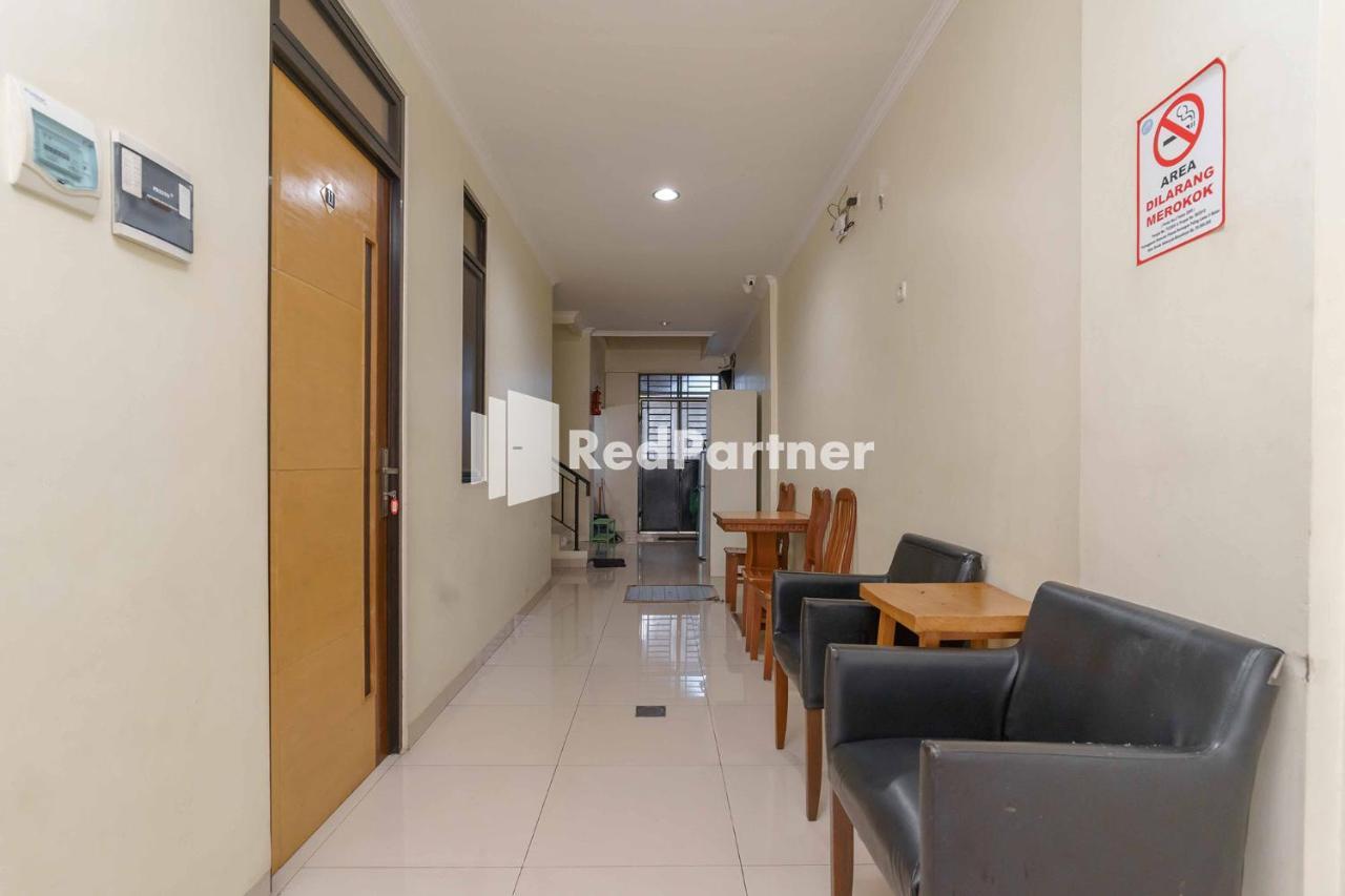Jo Residence Syariah Redpartner جاكرتا المظهر الخارجي الصورة